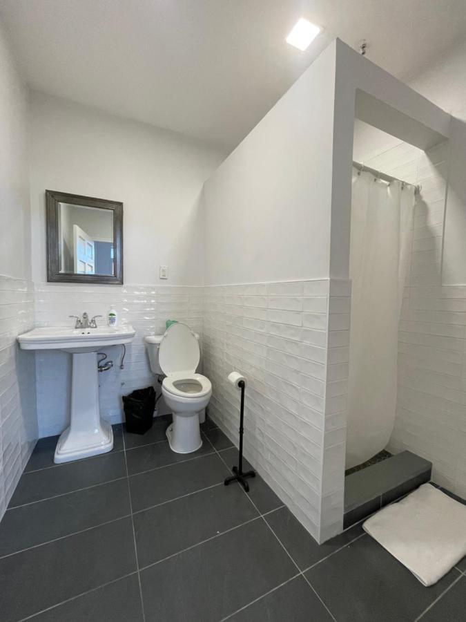 Single Bed 4-Bed Mixed Dormitory Private Bathroom
